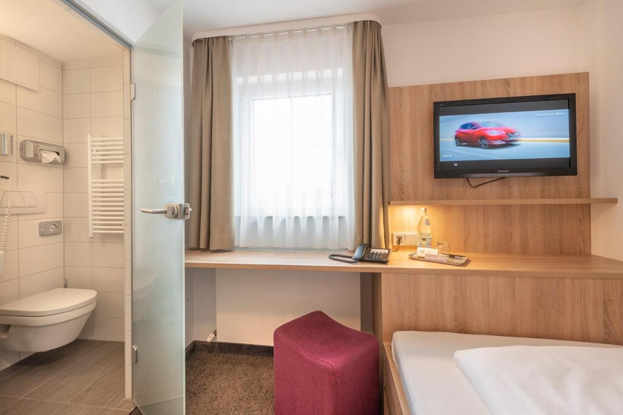 Hotel Gasthof Zum Roessle Heilbronn Eksteriør bilde