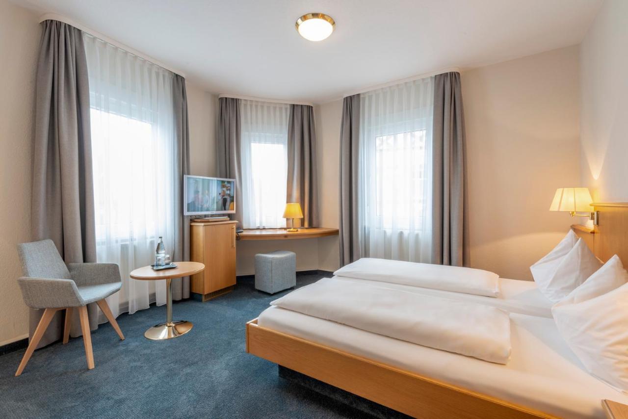 Hotel Gasthof Zum Roessle Heilbronn Eksteriør bilde