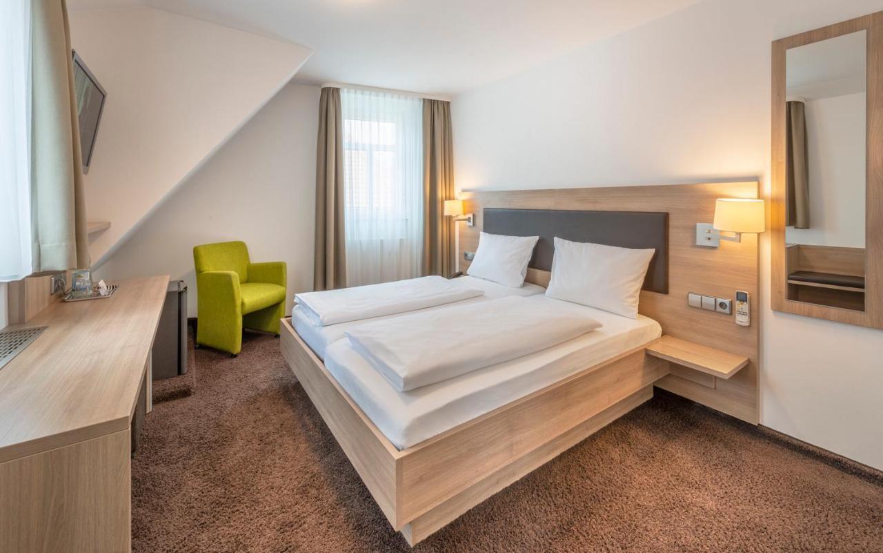 Hotel Gasthof Zum Roessle Heilbronn Eksteriør bilde